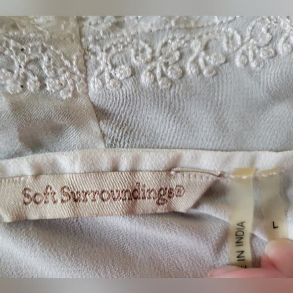 Soft Surroundings Embroidered Open Front Semi Sheer Cardigan Size Large White - Picture 5 of 7